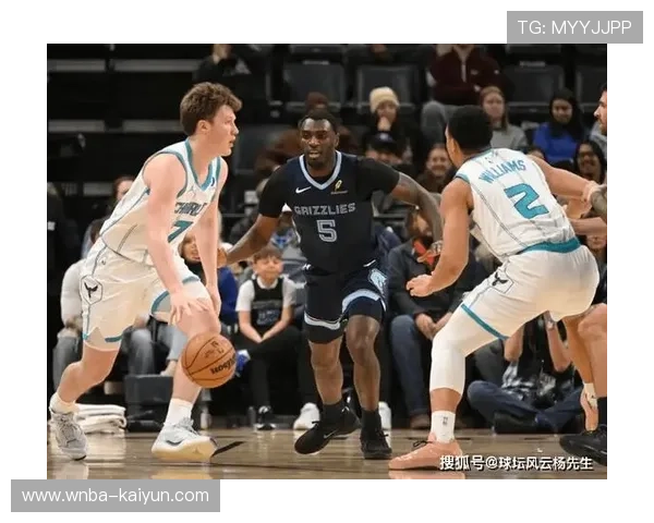 黄蜂112-97灰熊，三球回归首发后球队斩获三连胜